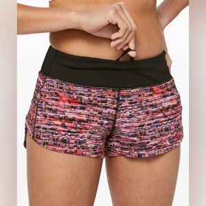 EUC 🍋 Lululemon Speed Up Short *4"